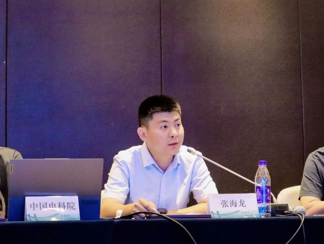 1688350100449118.jpg 1688350100449118.jpg