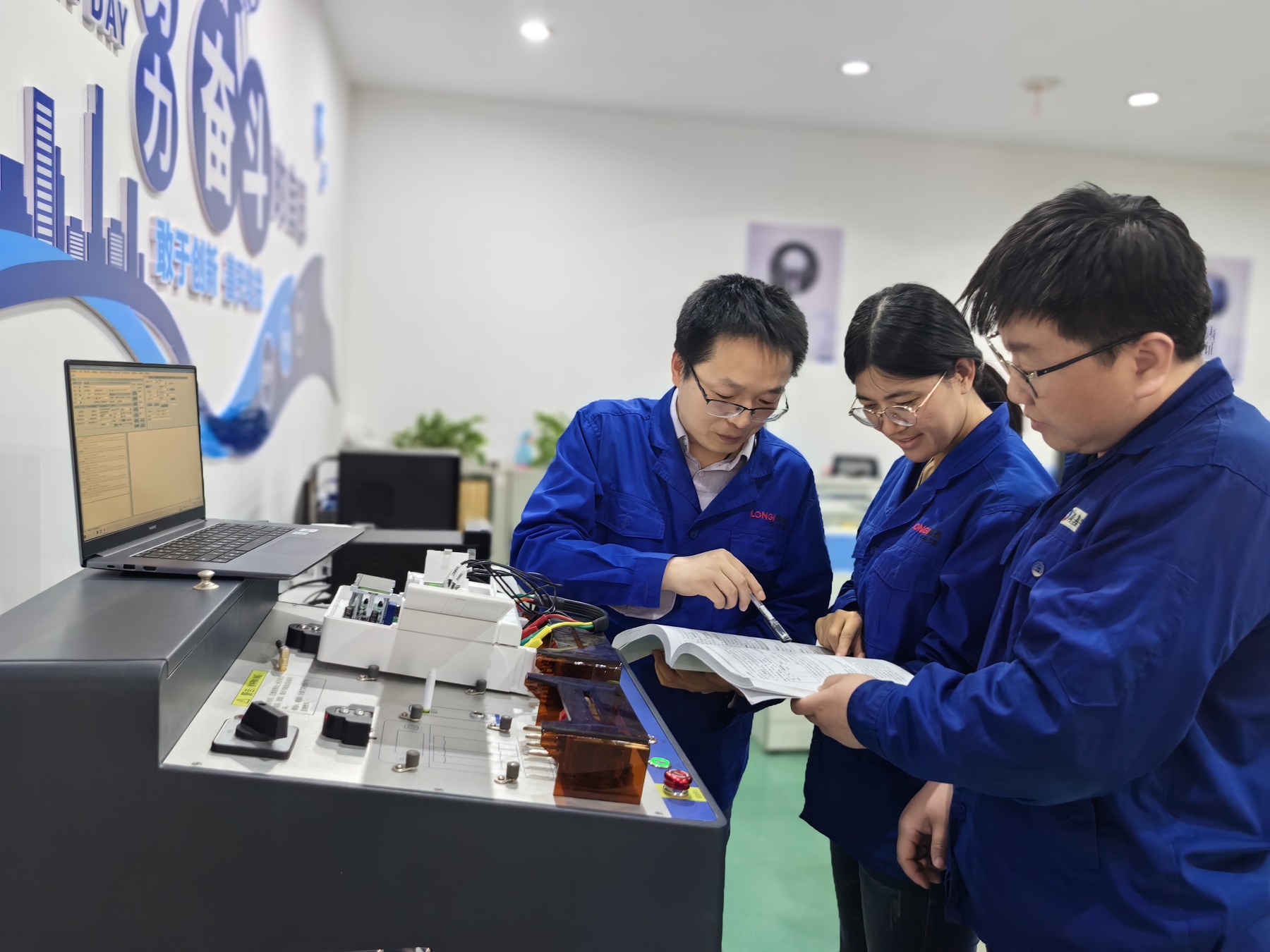 1723595931551809.jpg 1723595931551809.jpg