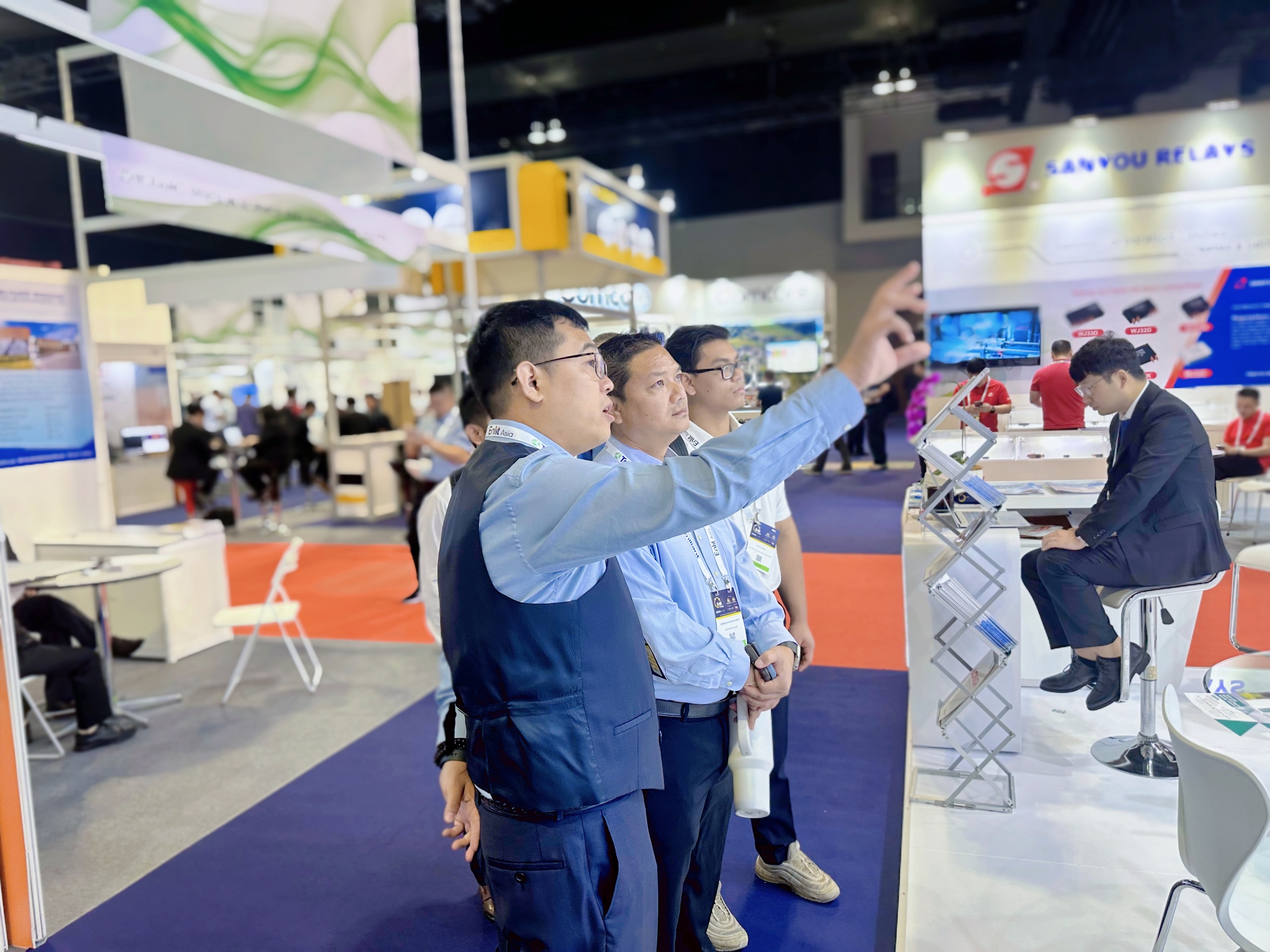 1728445312258690.jpg 1728445312258690.jpg